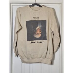 Ariana Grande Sweetener Tour Sweatshirt Size Large Pullover Graphic Tan